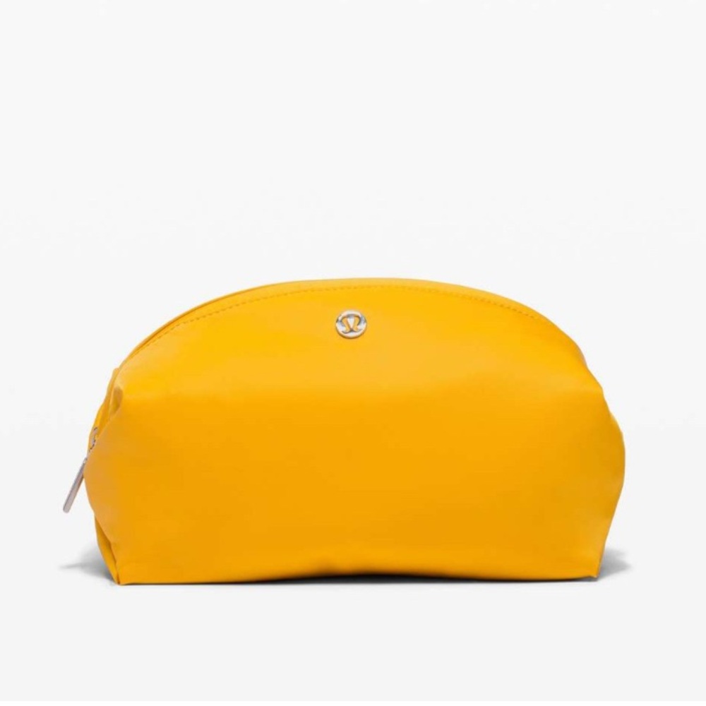 🍋 Lululemon Feeling Ready Pouch